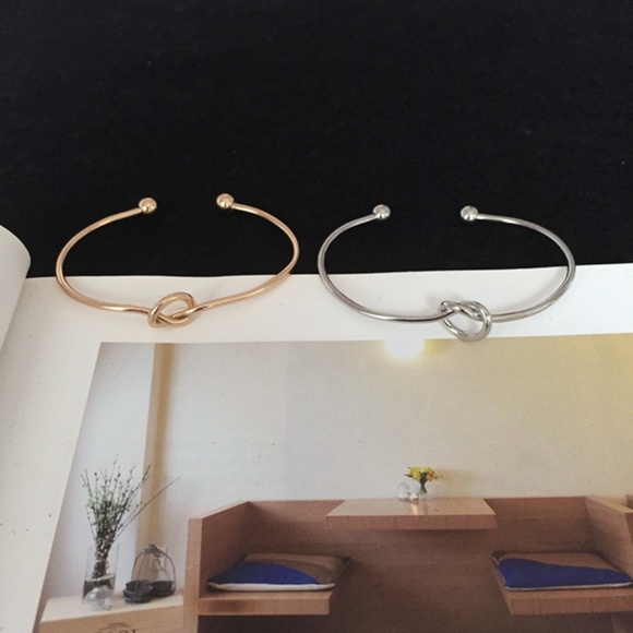 ❤️Sale❤️ Bow Cuff Bracelet - Picture 4 of 5